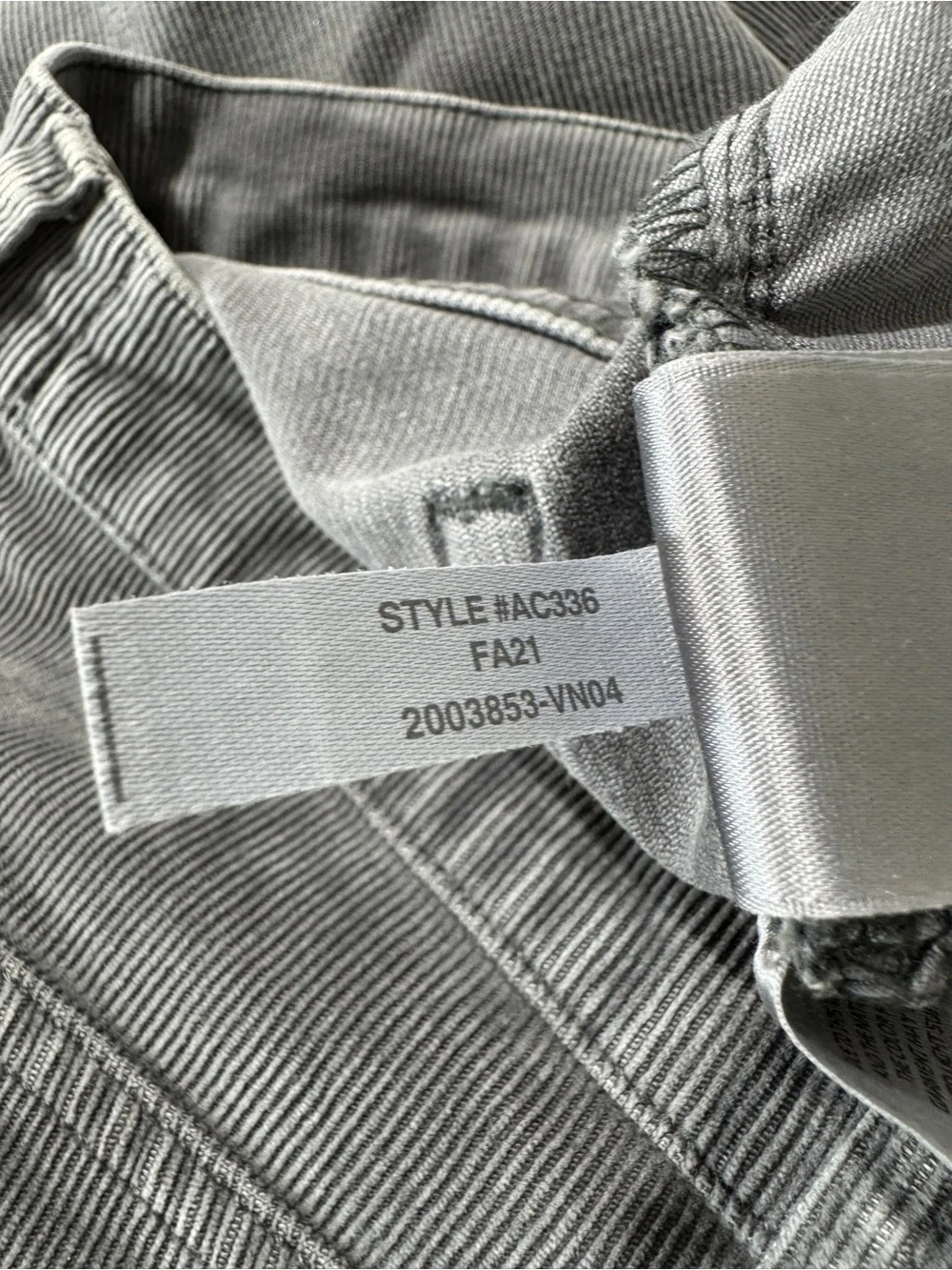 WP131 {J. Crew} 
